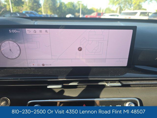 Used 2025 Genesis GV80 2.5T Standard AWD/4WD image 15