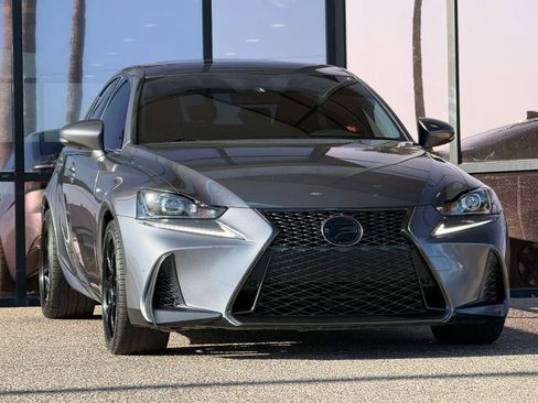 Used 2020 Lexus IS 350 F Sport w/ F Sport Package image 18