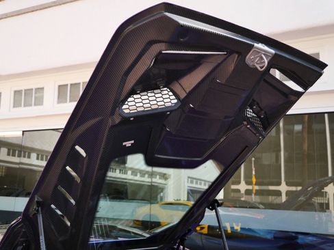 Used 2023 Lamborghini Huracan Tecnica RWD image 27