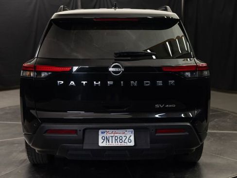 Used 2024 Nissan Pathfinder SV AWD/4WD image 16