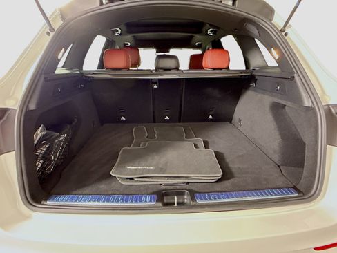 Used 2022 Mercedes-Benz GLC 300 w/ AMG Line image 35