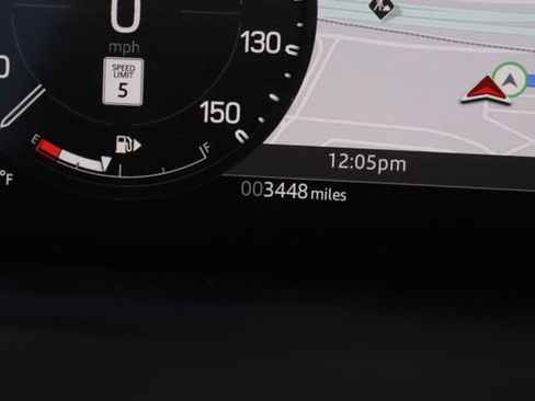 Used 2025 Land Rover Defender 110 V8 image 15