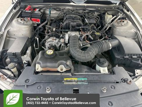 Used 2009 Ford Mustang Premium image 19