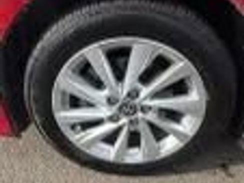 Used 2023 Toyota Camry LE FWD image 19