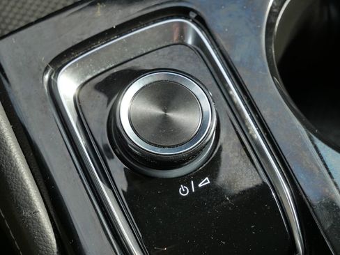 Used 2024 Buick Envision Preferred image 44