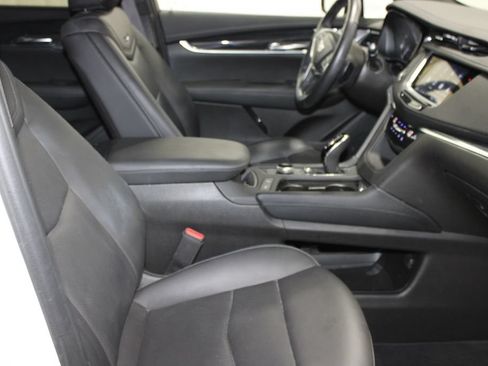 Used 2024 Cadillac XT5 Premium Luxury FWD image 45
