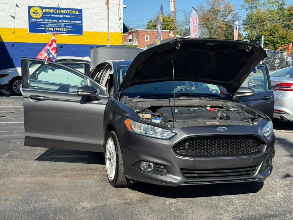 Used 2016 Ford Fusion SE w/ Equipment Group 202A AWD/4WD image 14