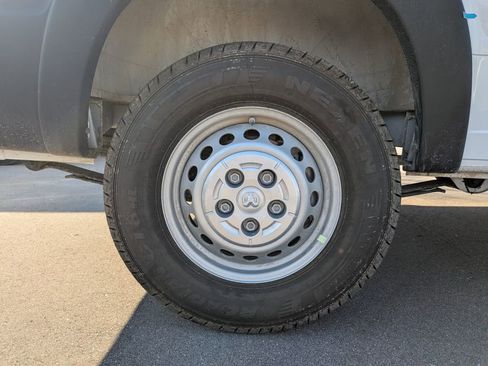 New 2026 RAM ProMaster 2500 w/ Convenience Group image 11