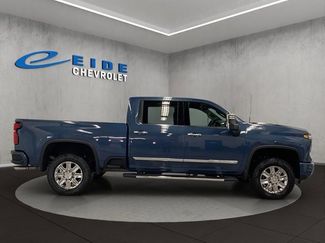 New 2026 Chevrolet Silverado 2500 High Country w/ Z71 Off-Road Package video 2