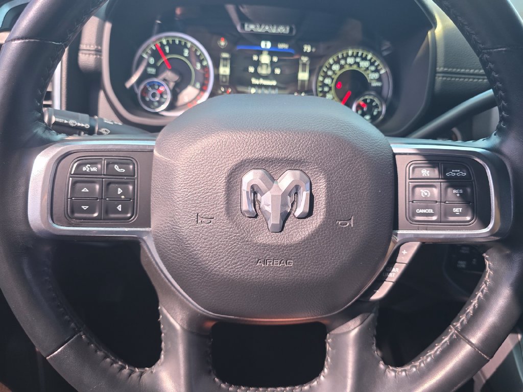 Used 2022 RAM 3500 Laramie AWD/4WD image 32