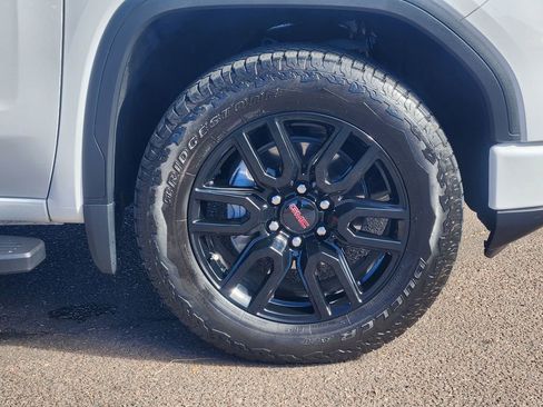 Used 2024 GMC Sierra 1500 Elevation w/ X31 Off-Road Package image 29