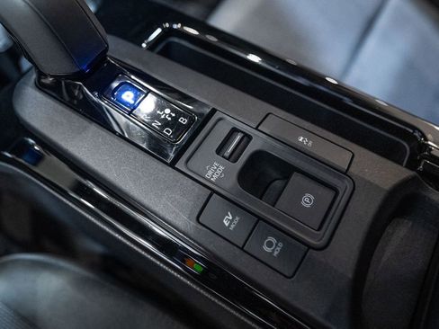 Used 2025 Toyota Prius LE image 23