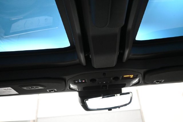 Used 2024 GMC Hummer EV 2X AWD/4WD image 12