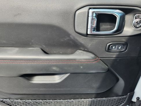 New 2026 Jeep Wrangler Unlimited Rubicon image 16