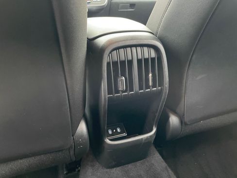 Used 2025 Hyundai Kona SEL image 24