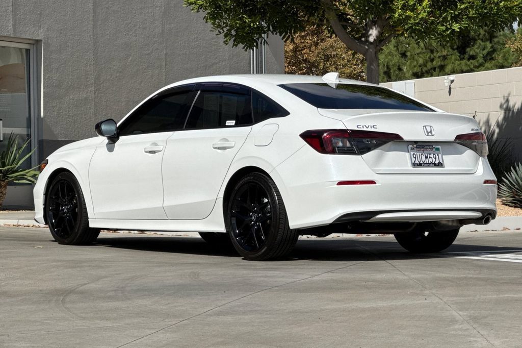 Certified 2025 Honda Civic Sport image 3