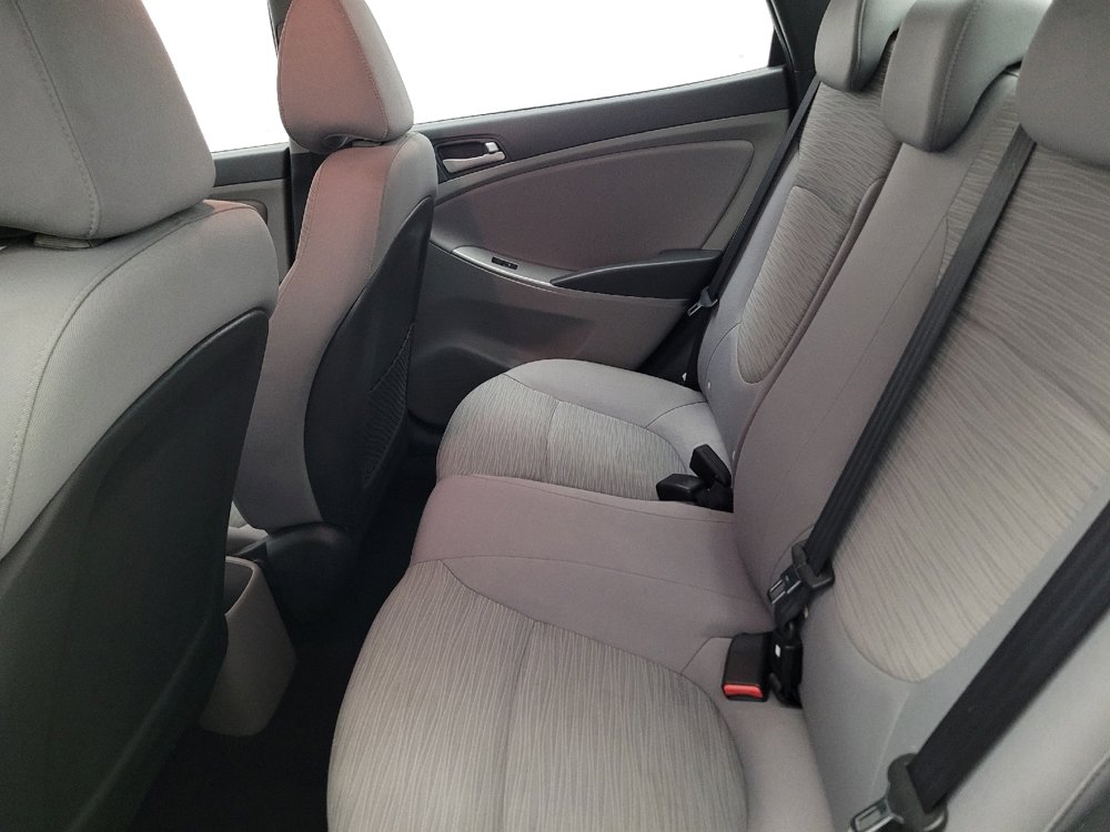Used 2016 Hyundai Accent SE FWD image 18
