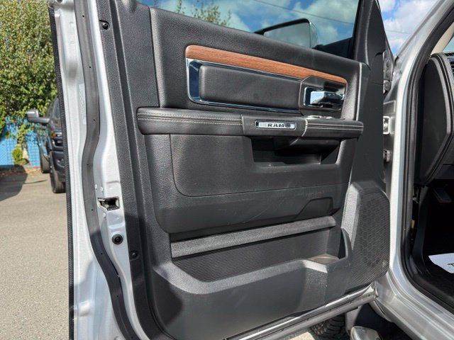 Used 2016 RAM 1500 Laramie w/ Convenience Group AWD/4WD image 22