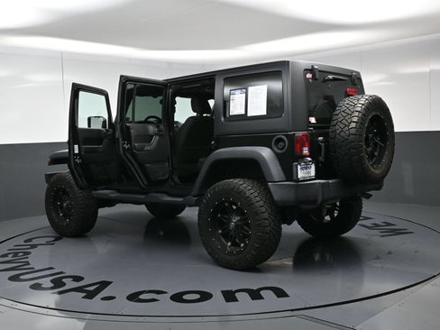 Used 2017 Jeep Wrangler Unlimited Sport w/ Quick Order Package 24S AWD/4WD image 19