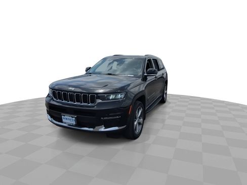 Used 2021 Jeep Grand Cherokee L Limited w/ Luxury Tech Group II AWD/4WD image 3