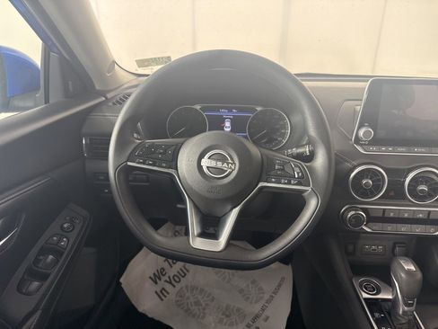 Used 2024 Nissan Sentra SV FWD image 10