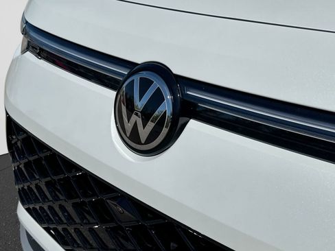 Used 2026 Volkswagen Tiguan SEL R-Line AWD/4WD image 10