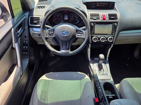 Used 2016 Subaru Forester 2.5i Touring AWD/4WD image 13
