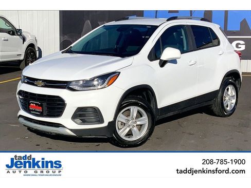 Used 2021 Chevrolet Trax LT image 1