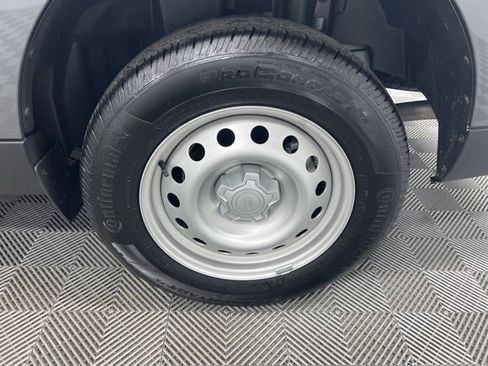 Used 2025 Ford Maverick XL w/ 4K Tow Package image 9