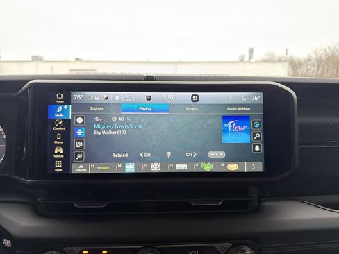 Used 2024 Jeep Wrangler Unlimited Rubicon 4xe w/ Convenience Group image 24