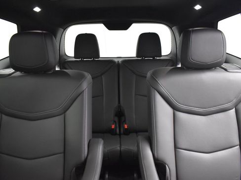 Used 2024 Cadillac XT6 Premium Luxury image 25