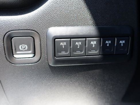 Used 2024 Chevrolet Silverado 2500 W/T w/ WT Convenience Package image 22