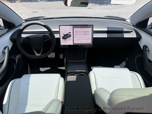 Used 2025 Tesla Model 3 Performance AWD/4WD image 23