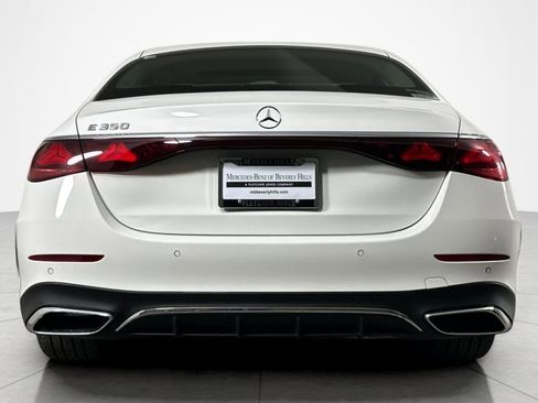 Used 2025 Mercedes-Benz E 350 Sedan image 4