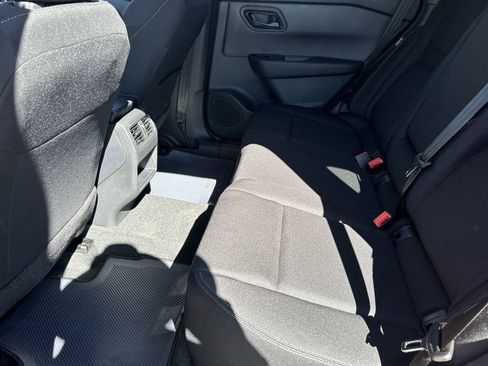 New 2025 Nissan Rogue S image 17