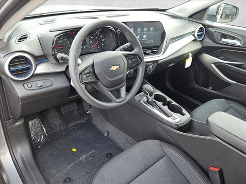 New 2026 Chevrolet Trax LS w/ LS Convenience Package image 3