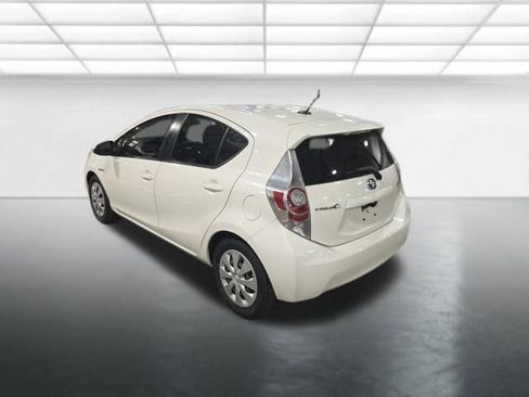 Used 2012 Toyota Prius C Three image 6