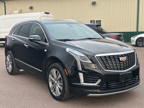 Used 2024 Cadillac XT5 Premium Luxury image 7