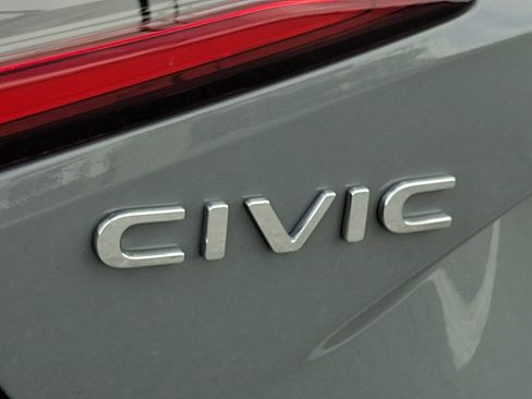 Certified 2025 Honda Civic Sport image 30
