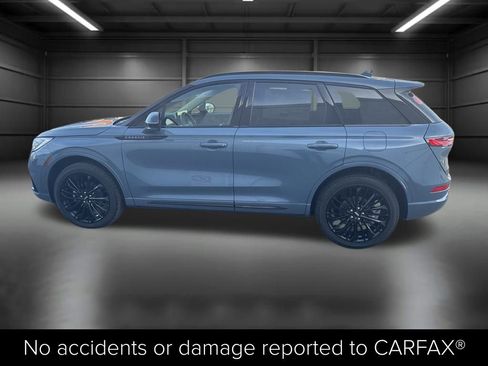 New 2025 Lincoln Corsair Reserve w/ Equipment Group 202A image 3