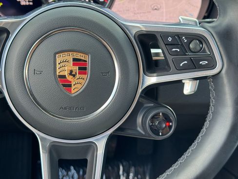 Used 2022 Porsche Cayenne E-Hybrid image 22