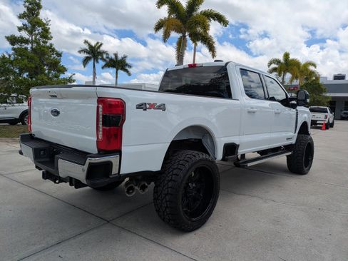 Used 2026 Ford F250 Lariat AWD/4WD image 4