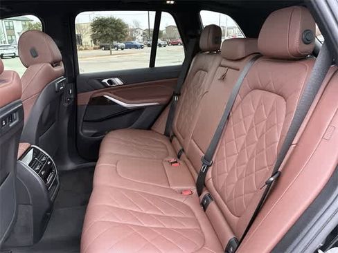 Used 2023 BMW X5 xDrive40i w/ Climate Comfort Package image 21
