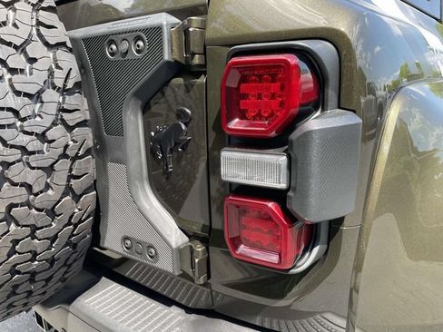 New 2026 Ford Bronco Raptor AWD/4WD image 38