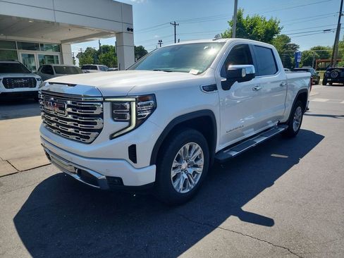 Certified 2023 GMC Sierra 1500 Denali w/ Technology Package AWD/4WD image 4