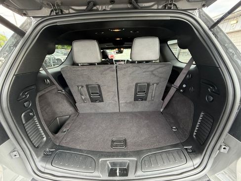 Used 2025 Dodge Durango R/T w/ Blacktop Package AWD/4WD image 28