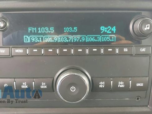Used 2019 Chevrolet Express 3500 Extended w/ Driver Convenience Package RWD image 27