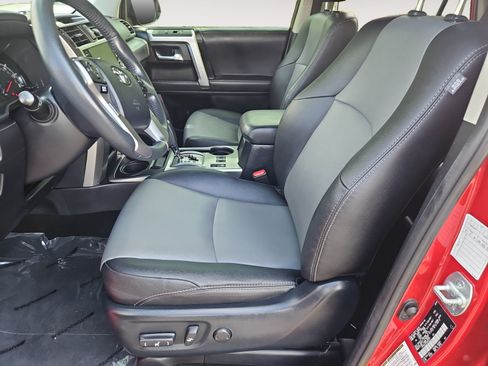 Used 2022 Toyota 4Runner SR5 Premium AWD/4WD image 9