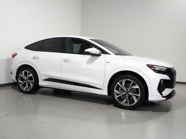 Used 2024 Audi Q4 e-tron quattro Prestige Sportback AWD/4WD image 1