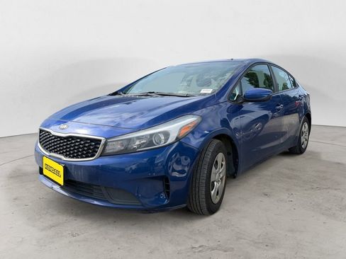 Used 2017 Kia Forte LX FWD image 1